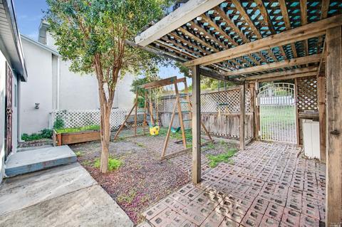 635 Rodeo Ave, Rodeo, CA 94572 photo 24