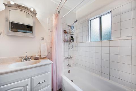 635 Rodeo Ave, Rodeo, CA 94572 photo 16