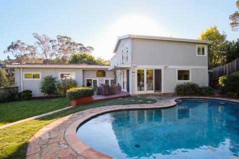 8 Robertson Ter, Mill Valley, CA 94941 photo 3