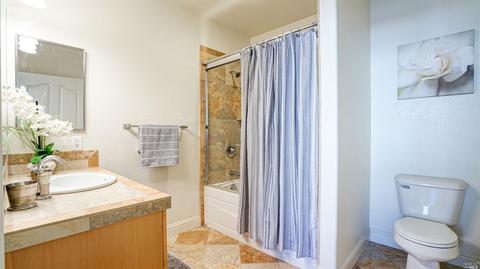 174 Johnson St, Windsor, CA 95492 photo 17