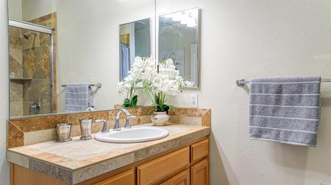 174 Johnson St, Windsor, CA 95492 photo 16