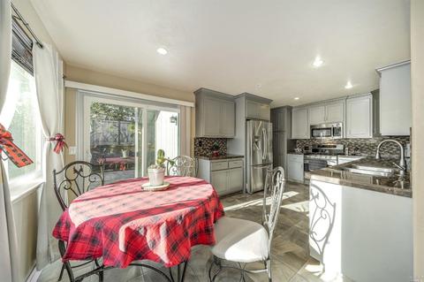 410 Wilson Ln, Windsor, CA 95492 photo 9