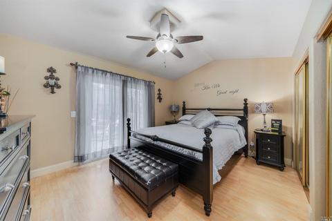 410 Wilson Ln, Windsor, CA 95492 photo 15