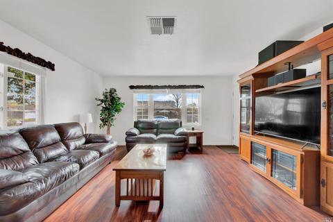268 Grape St, Vacaville, CA 95688 photo 14