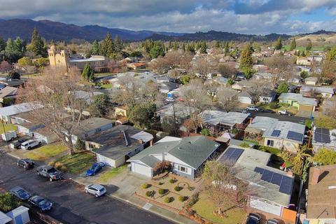 268 Grape St, Vacaville, CA 95688 photo 4