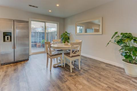 4302 Saint Charles Pl, Concord, CA 94521 photo 4