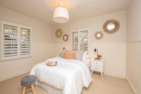 33 Durham Rd, San Anselmo, CA 94960 photo 21