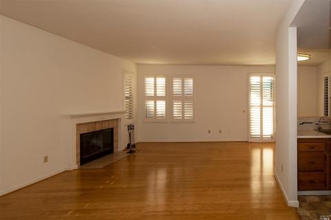 661 Cherry Ave, Sonoma, CA 95476 photo 5