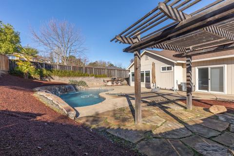 307 Laurel Ct, Cloverdale, CA 95425 photo 12