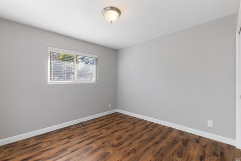 352 Oak Knoll Rd, Ukiah, CA 95482 photo 13