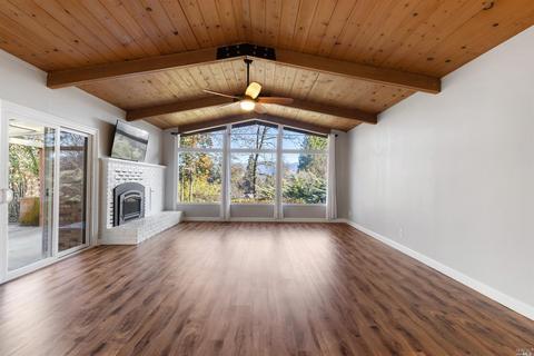352 Oak Knoll Rd, Ukiah, CA 95482 photo 4