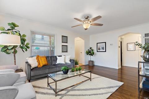 584 Laurel St, Vallejo, CA 94591 photo 3