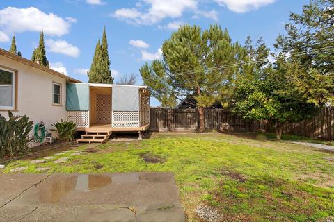584 Laurel St, Vallejo, CA 94591 photo 21