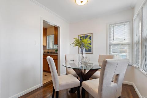 584 Laurel St, Vallejo, CA 94591 photo 6