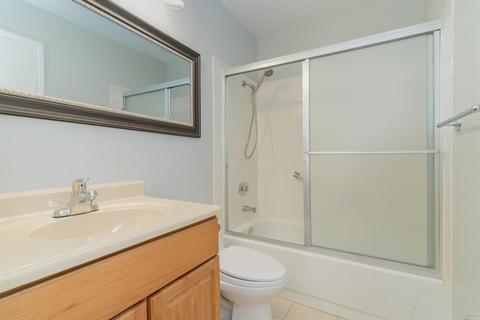 186 Nantucket Ln, Vallejo, CA 94590 photo 10