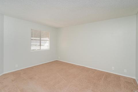 186 Nantucket Ln, Vallejo, CA 94590 photo 9
