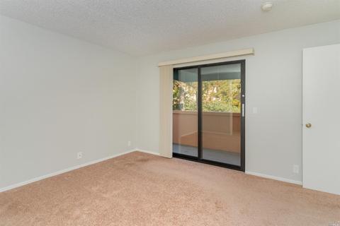 186 Nantucket Ln, Vallejo, CA 94590 photo 22