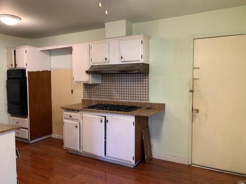 1601 Lorenzo Dr, Vallejo, CA 94589 photo 3
