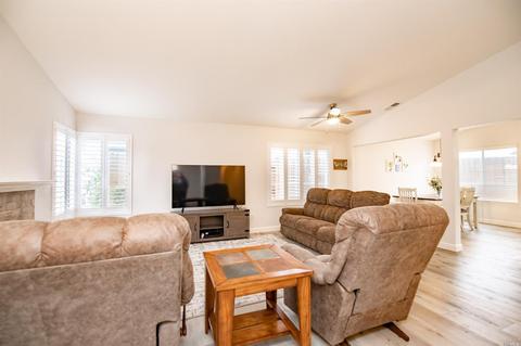 1108 Ruby Dr, Vacaville, CA 95687 photo 14