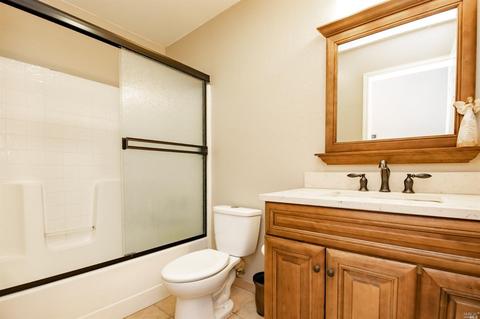 1108 Ruby Dr, Vacaville, CA 95687 photo 27