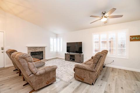 1108 Ruby Dr, Vacaville, CA 95687 photo 8