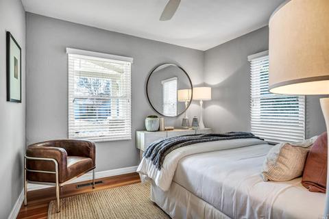 72 1st St, Napa, CA 94559 photo 16