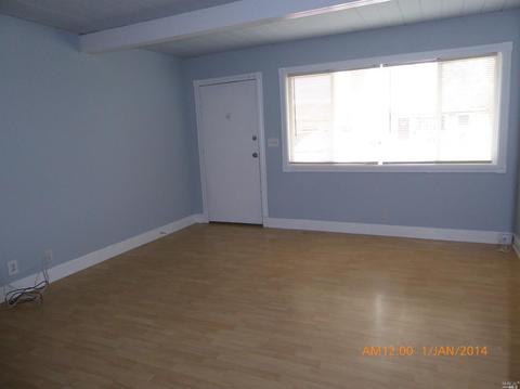 913 Johnson St, Fairfield, CA 94533 photo 2