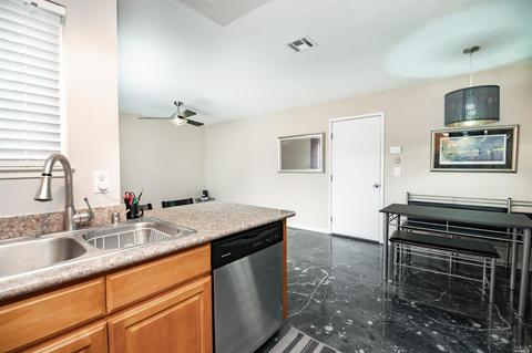 110 Rose Ct, Vallejo, CA 94589 photo 12