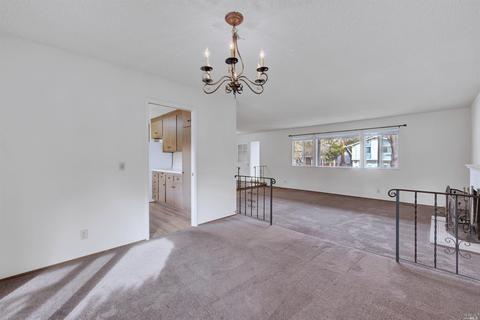 635 Fleming Ave E, Vallejo, CA 94591 photo 17