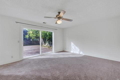 635 Fleming Ave E, Vallejo, CA 94591 photo 25