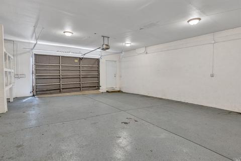333 Pecan St, Vallejo, CA 94589 photo 8
