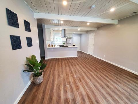 1605 Magazine St, Vallejo, CA 94591 photo 2