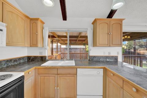 113 Rawhide Ct, Vallejo, CA 94589 photo 2