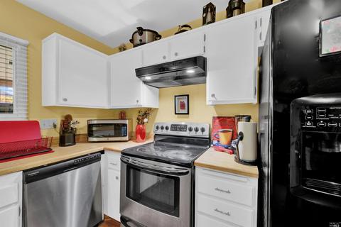 191 Rutgers Ct, Vallejo, CA 94589 photo 11