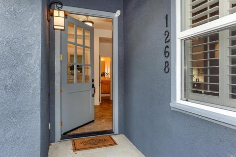 1268 Ingram Dr, Sonoma, CA 95476 photo 2