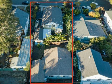1027 1027 12 York St, Vallejo, CA 94590 photo 3