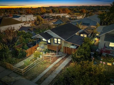 1027 1027 12 York St, Vallejo, CA 94590 photo 1