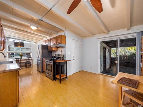 300 Cabrillo Ave, Vallejo, CA 94591 photo 13