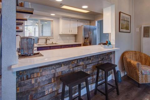 1215 Lassen St, Vallejo, CA 94591 photo 9