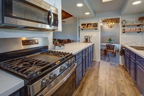 1215 Lassen St, Vallejo, CA 94591 photo 12