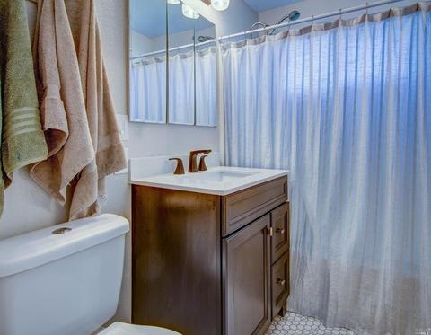 1215 Lassen St, Vallejo, CA 94591 photo 20