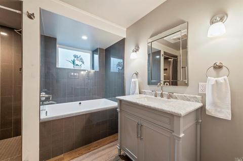 447 Randolph St, Napa, CA 94559 photo 18