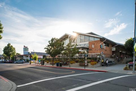 447 Randolph St, Napa, CA 94559 photo 25