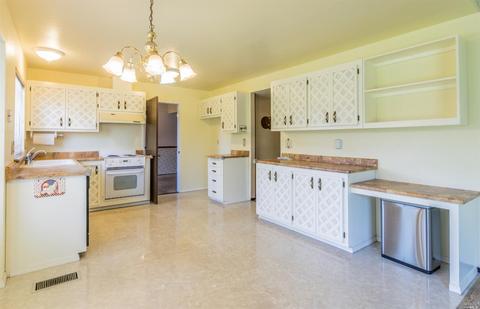 2938 Juniper St, Fairfield, CA 94533 photo 3