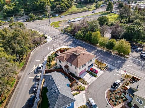 105 Grayson Way, Healdsburg, CA 95448 photo 10