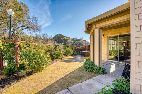 105 Grayson Way, Healdsburg, CA 95448 photo 1