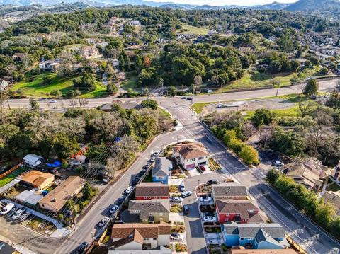 105 Grayson Way, Healdsburg, CA 95448 photo 7