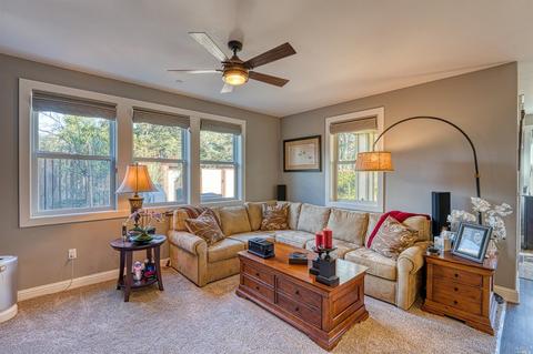105 Grayson Way, Healdsburg, CA 95448 photo 20