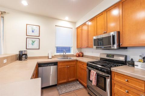 7713 Frengle Ct, Cotati, CA 94931 photo 11