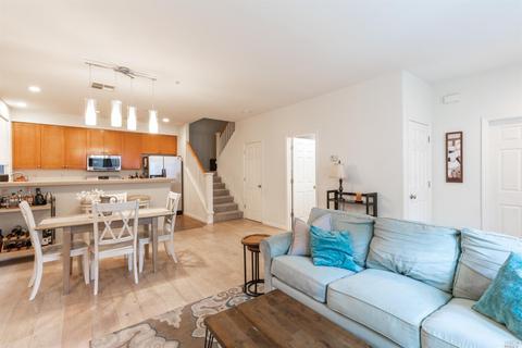 7713 Frengle Ct, Cotati, CA 94931 photo 5